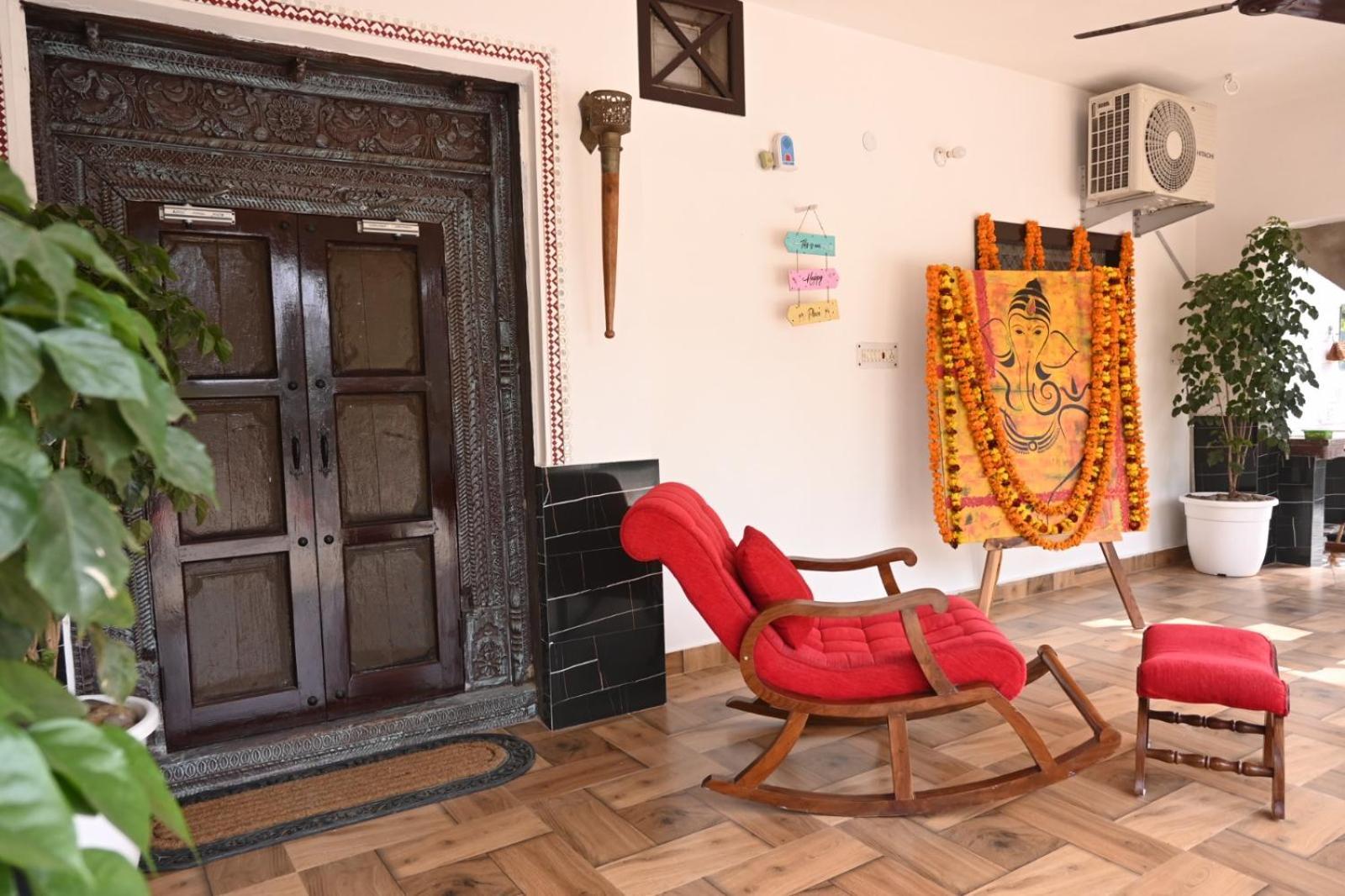 Shobhayan Inn, Airport Railway Station Pickup Free Ayodhya Екстериор снимка