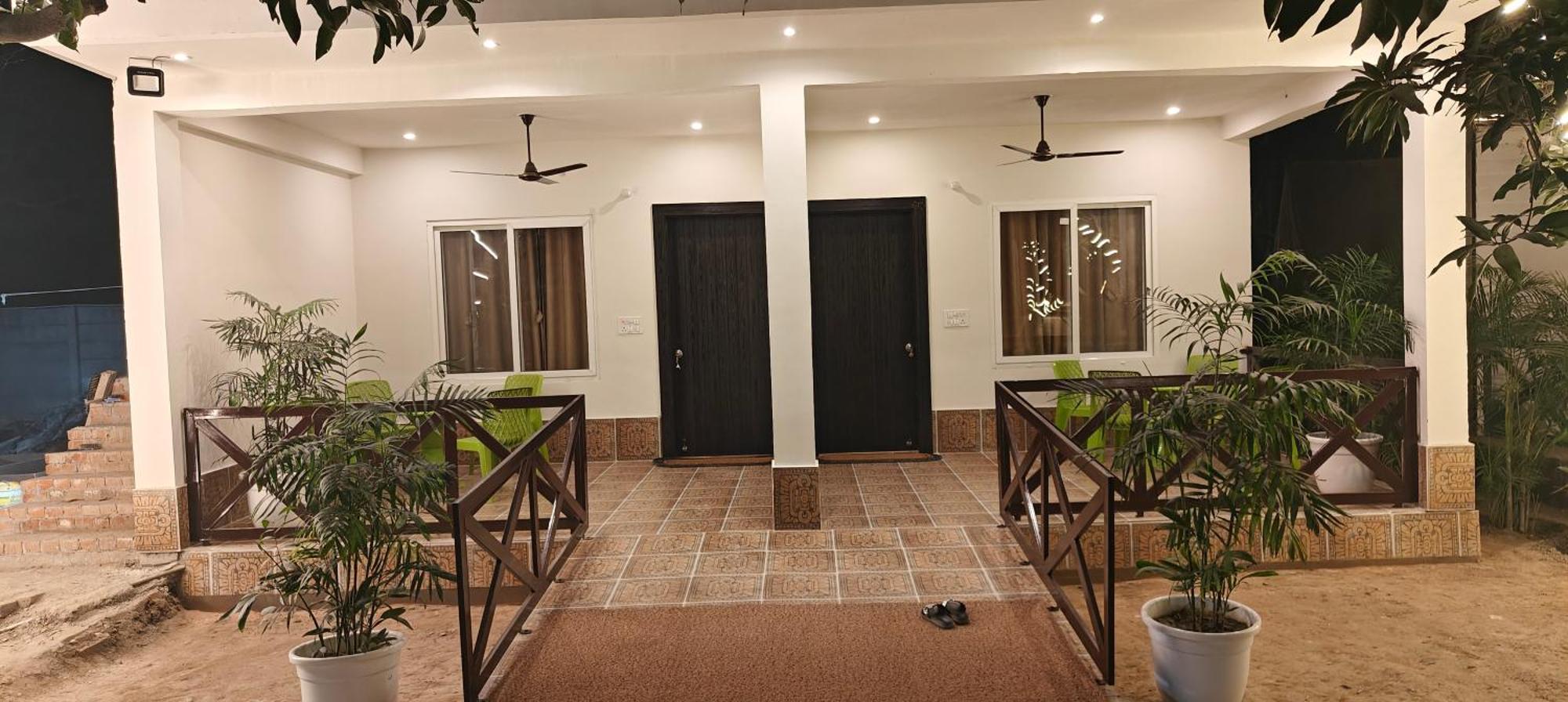 Shobhayan Inn, Airport Railway Station Pickup Free Ayodhya Екстериор снимка