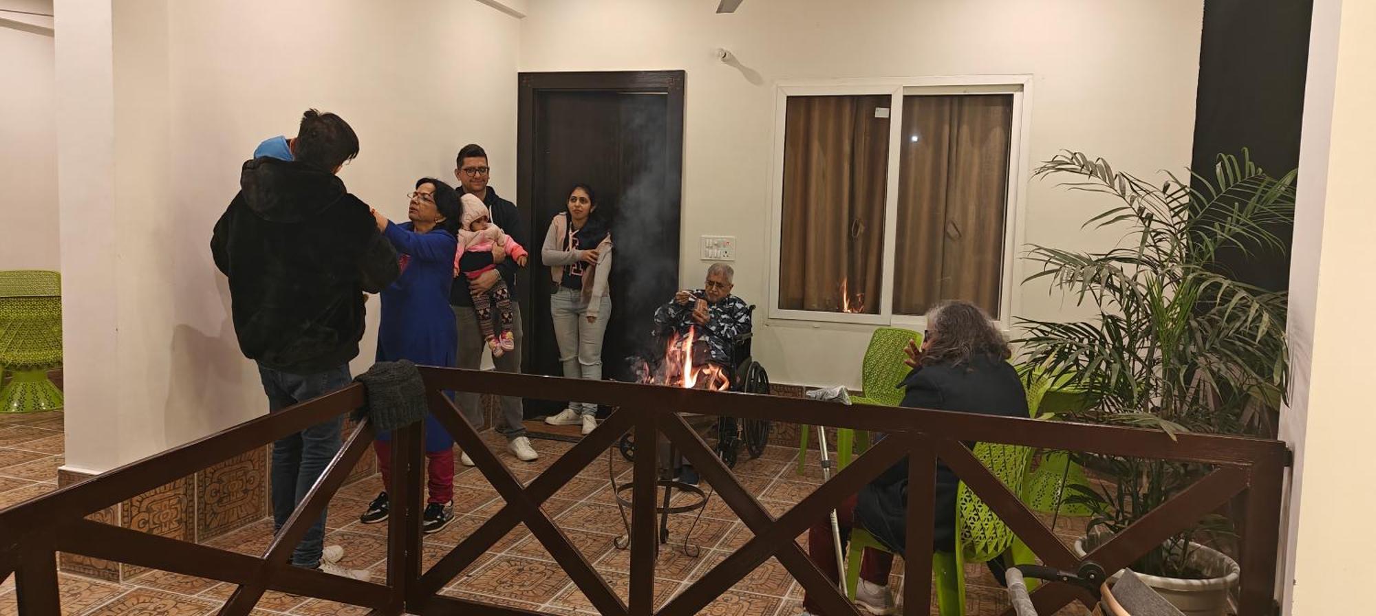 Shobhayan Inn, Airport Railway Station Pickup Free Ayodhya Екстериор снимка